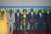 Le ministre Jacob OUEDRAOGO, 3e à partir de la gauche) posant avec d'autres leaders africains de la sécurité alimentaire